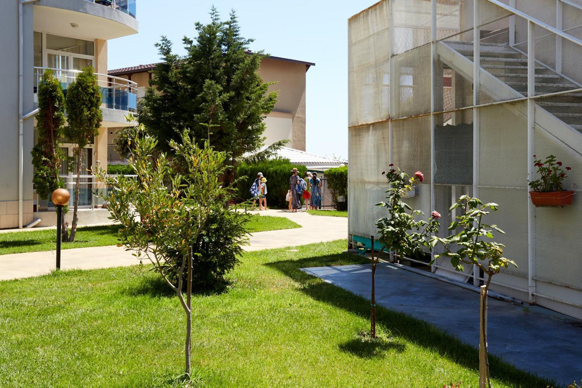 Luxury First Line With Pool By The Sea Apartment *
