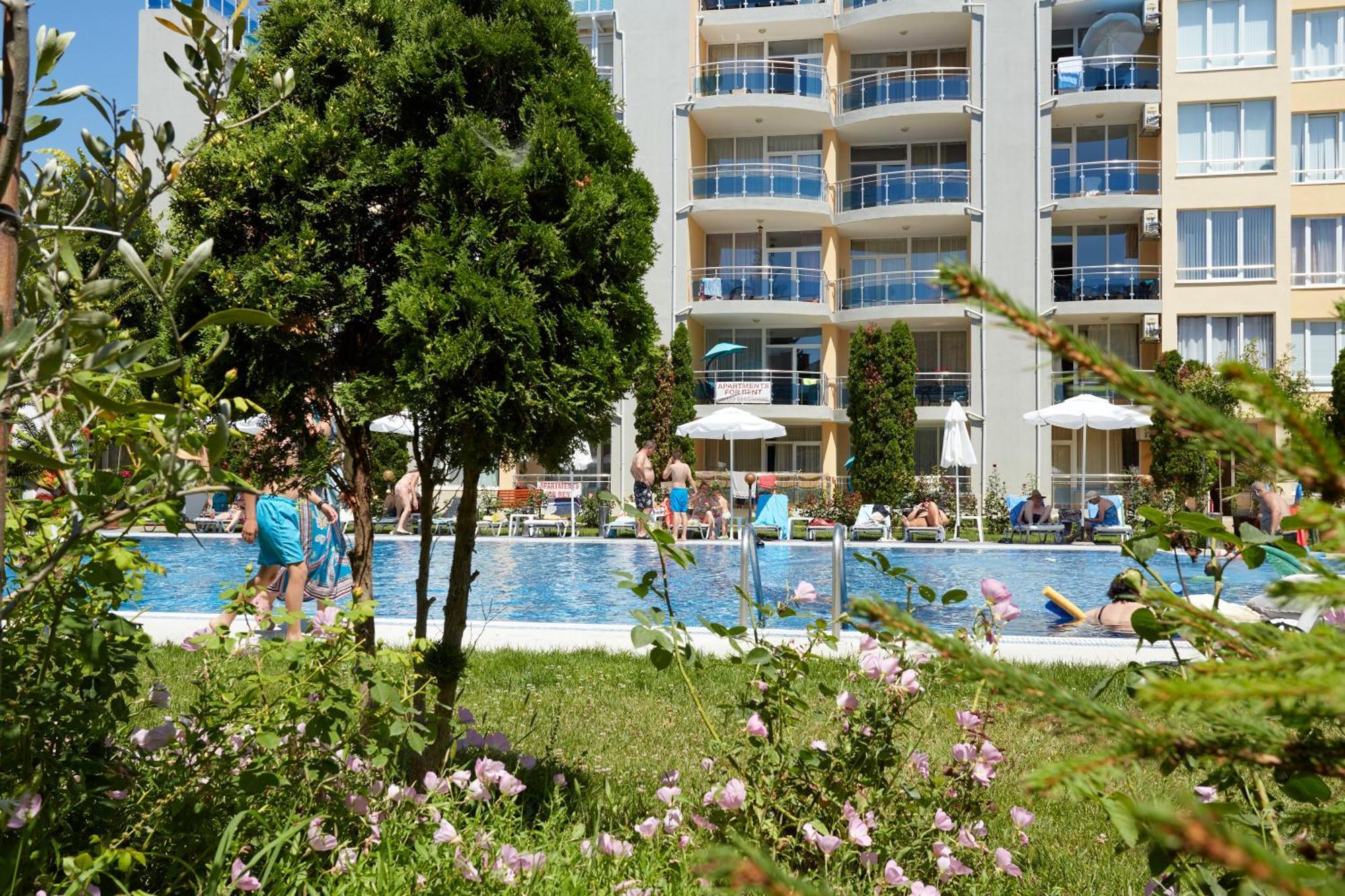 Luxury First Line With Pool By The Sea Apartment